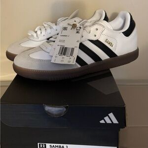 Adidas Samba Size 4 youth